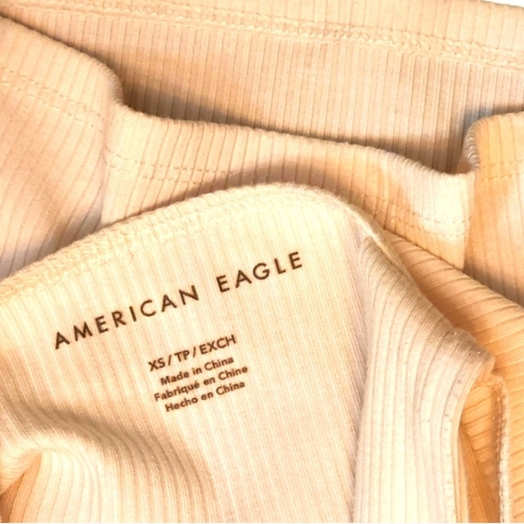 🔖Final Sale! American Eagle Ivory Ribbed Thick Strap Cropped Tank Top - Picture 2 of 3